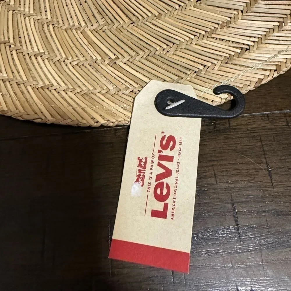 NWT Levi's Women's Fedora Hat - Perfect beach hat - Picture 3 of 5